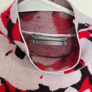 Anthropologie Red and Black Knit Top Medium Sweater
